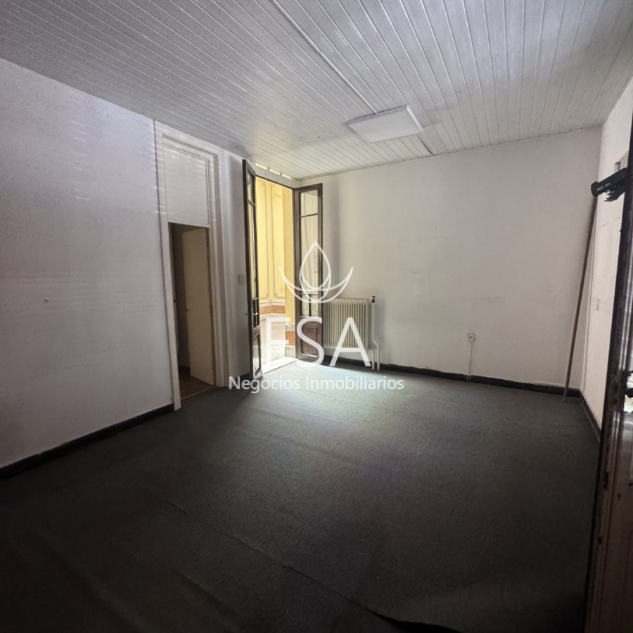 Casa ID.449 - Alquiler Casa  Padron Unico 10 Habitaciones 3 Baños Cordón Montevideo E