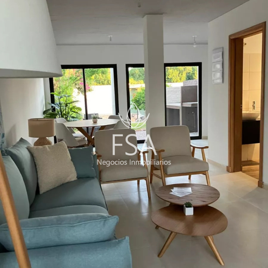 Casa ID.112 - Venta Casa Dúplex 3 Dormitorios 2 Baños Parrillero Shangrila Ciudad de la Costa G