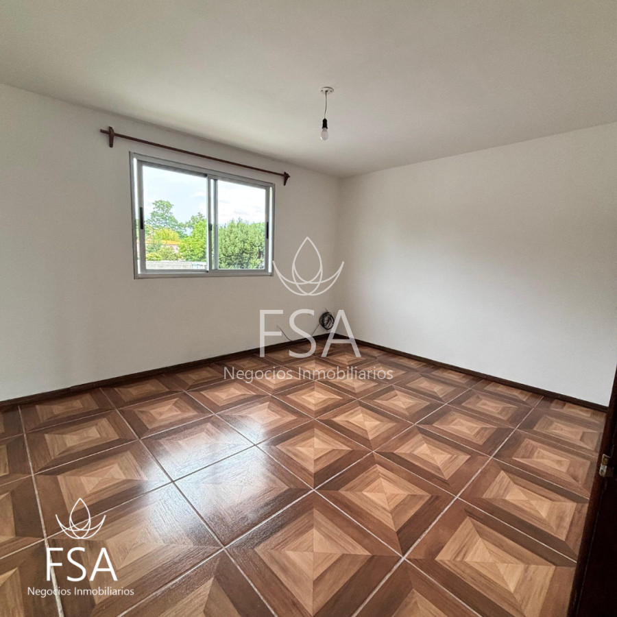 Casa ID.447 - Alquiler Casa de altos 2 Dormitorios Parrillero Cochera Solymar Norte F