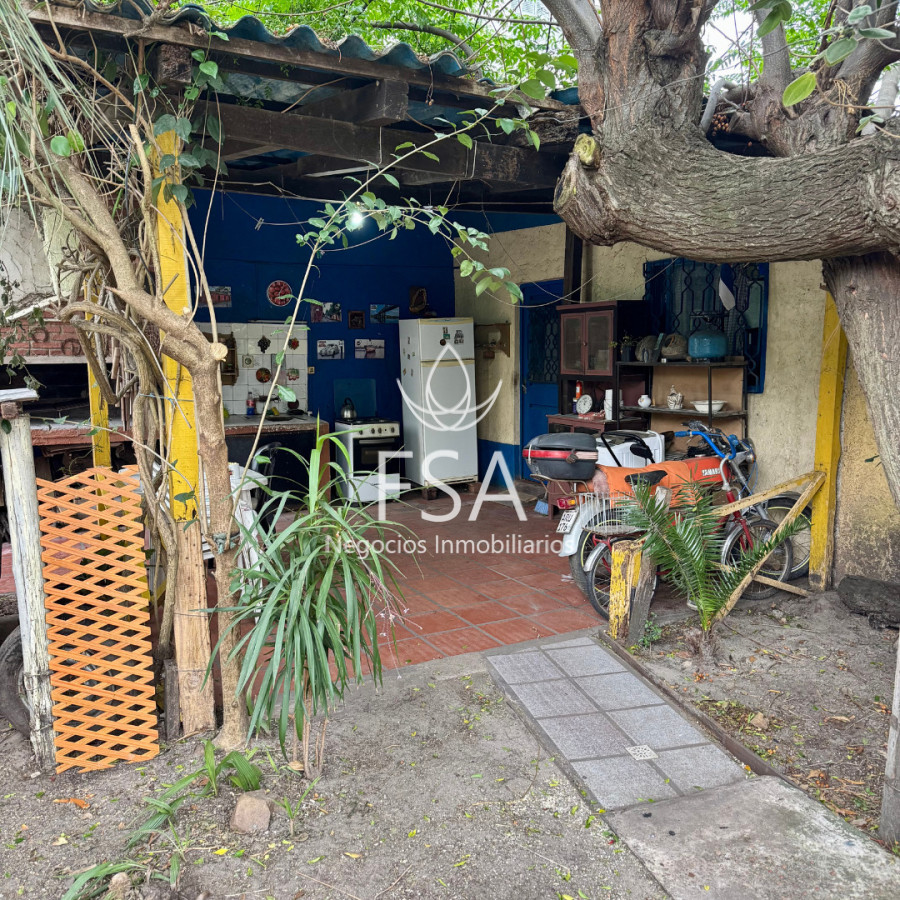 Casa ID.414 - Venta Casa + Monoambiente 5 Dormitorios 3 Baños Garage Parrillero San Jose de Carrasco Ciudad de la Costa G