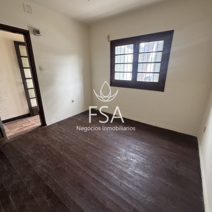 Casa ID.502 - Alquiler Casa 2 Dormitorios 2 Patios Garaje La Blanqueada Montevideo E