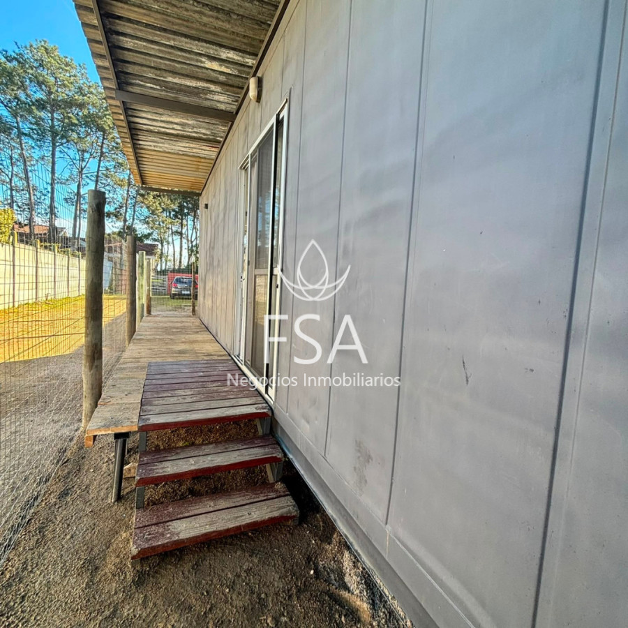 Casa ID.504 - Alquiler Casa contenedor Ingreso para auto Patio privado 1 Dormitorio Pinar Norte FM