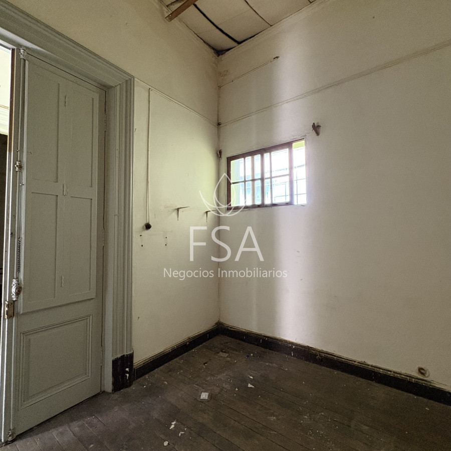 Casa ID.264 - Venta Casa de Altos Barrio Sur Montevideo Ev