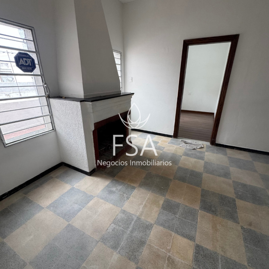 Casa ID.514 - Alquiler Casa 4 Dormitorios 2 baños Patio Estufa Buceo Montevideo E