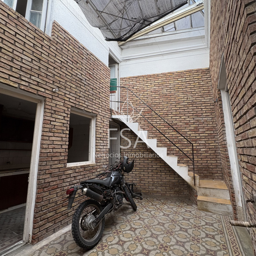 Casa ID.192 - Venta Casa 4 Dormitorios Terraza Cordón Montevideo Ev