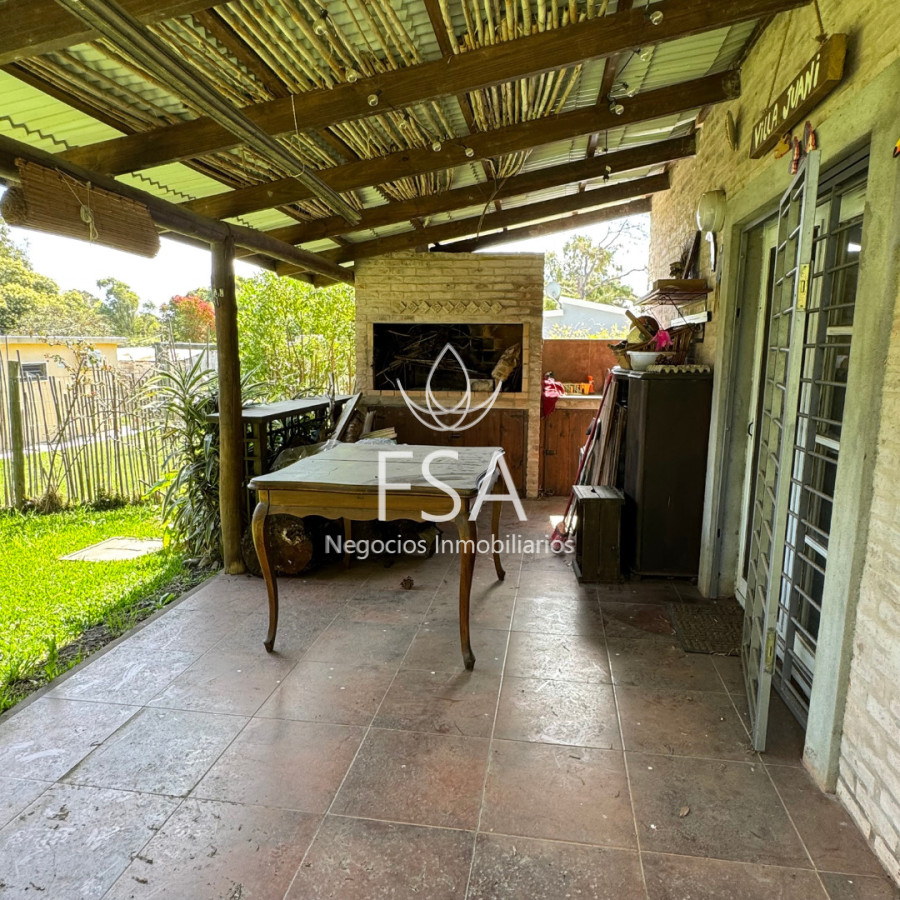 Casa ID.392 - Venta Casa 2 Dormitorios + Casa de Huéspedes Barbacoa Playa Hermosa Maldonado G