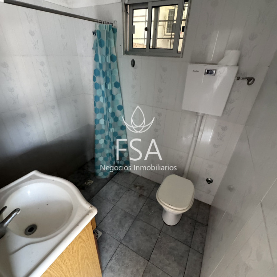 Casa ID.506 - Venta Casa + Apartamento 4 Dormitorios Garaje Ituzaingó Montevideo E