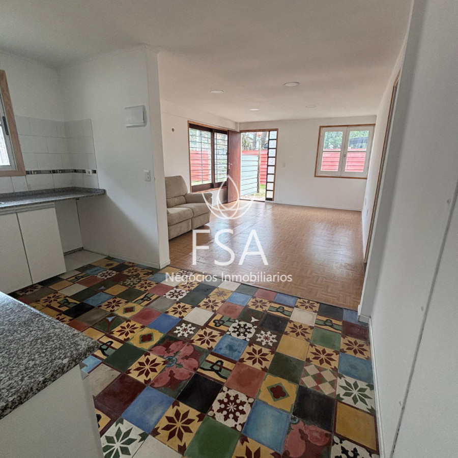 Casa ID.287 - Alquiler Casa Al Fondo 2 Dormitorios Fondo Cercado Pinar Norte Canelones F