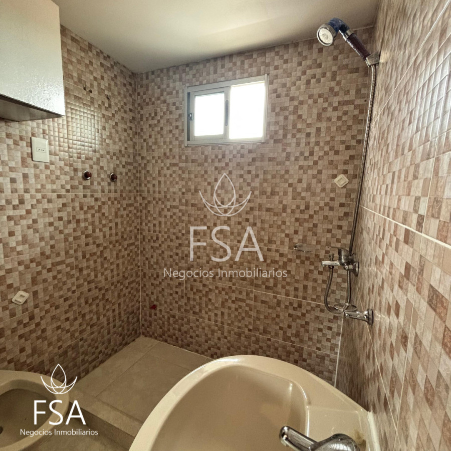 Casa ID.447 - Alquiler Casa de altos 2 Dormitorios Parrillero Cochera Solymar Norte F