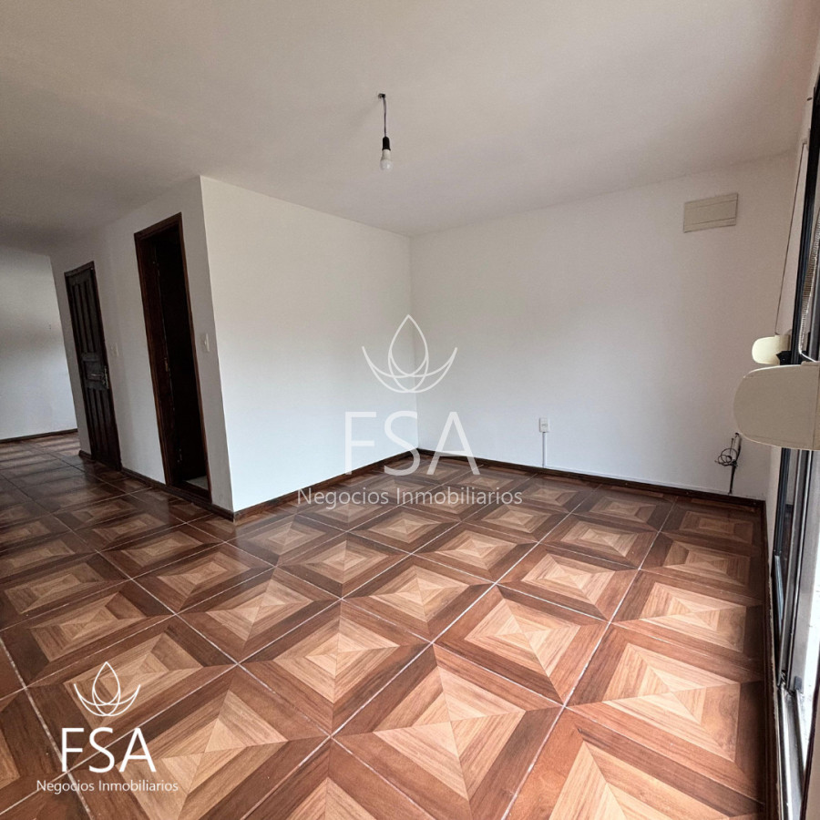 Casa ID.447 - Alquiler Casa de altos 2 Dormitorios Parrillero Cochera Solymar Norte F