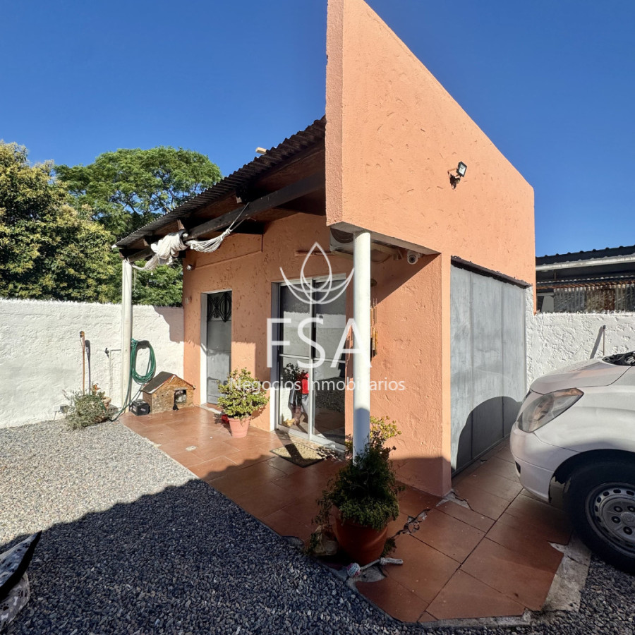 Casa ID.464 - Venta Casa Pronta Para Entrar Dos Dormitorios Barbacoa Garaje La Paz Canelones G