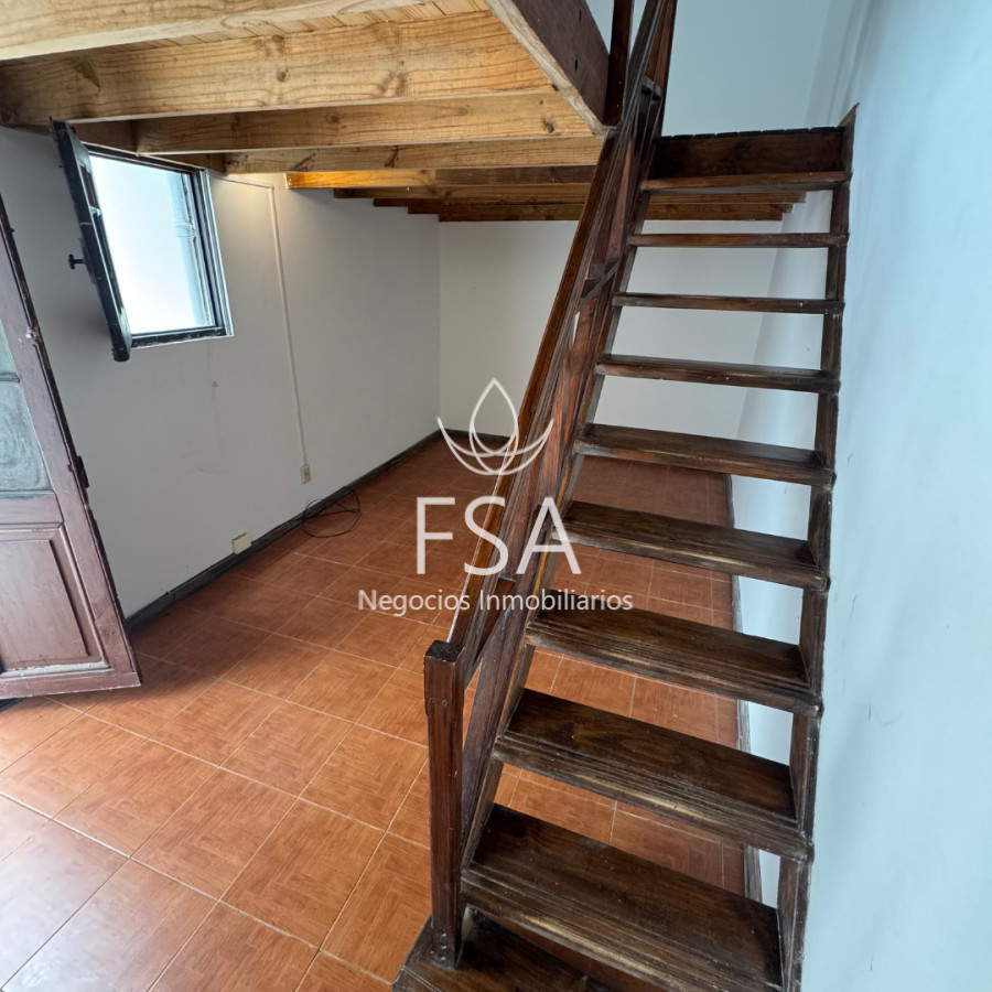 Casa ID.400 - Venta Casa en PH 3+1 Dormitorios Azotea Bella Vista Montevideo E