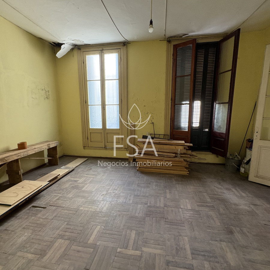 Casa ID.192 - Venta Casa 4 Dormitorios Terraza Cordón Montevideo Ev
