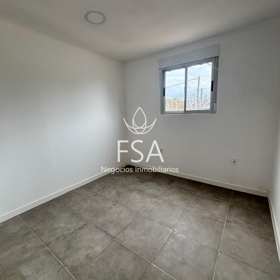 Casa ID.504 - Alquiler Casa contenedor Ingreso para auto Patio privado 1 Dormitorio Pinar Norte FM