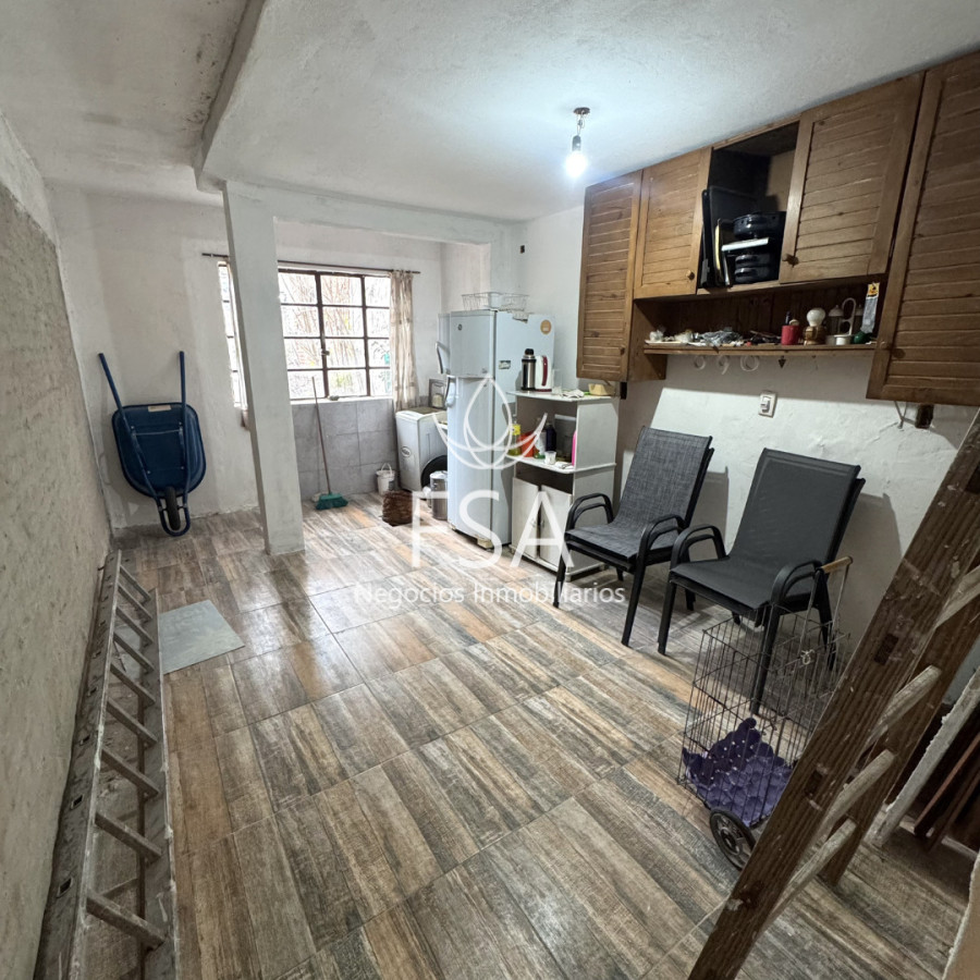 Casa ID.495 - Venta Casa 4 Dormitorios 2 Baños Garaje La Blanqueada Montevideo E