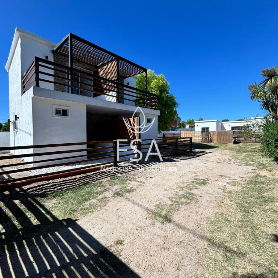 Casa ID.426 - Alquiler Apartamento 1 Dormitorio 1 Baño Terraza Patio Solymar Norte F