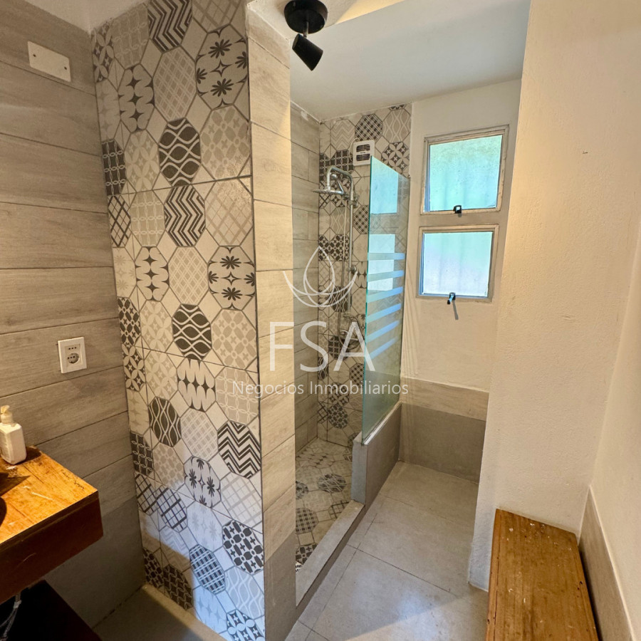 Casa ID.494 - Venta Casa 2 Dormitorios + Monoambiente Con Renta Villa Argentina Parrillero Padrón Unico G