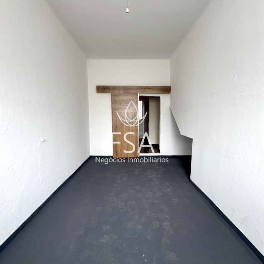 Casa ID.502 - Alquiler Casa 2 Dormitorios 2 Patios Garaje La Blanqueada Montevideo E
