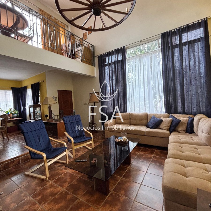 Casa ID.344 - Venta Casa 3 Dormitorios Piscina Climatizada Garage Barbacoa Solymar Ciudad de la costa Canelones G
