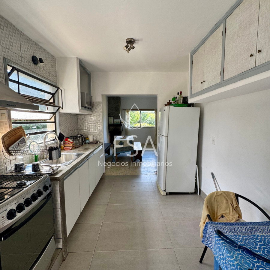Casa ID.494 - Venta Casa 2 Dormitorios + Monoambiente Con Renta Villa Argentina Parrillero Padrón Unico G