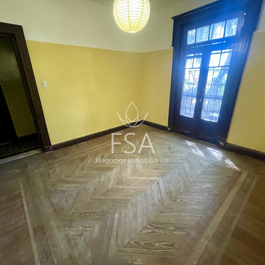 Casa ID.196 - Venta Casa PH 6 Dormitorios Garaje Malvin Montevideo St 