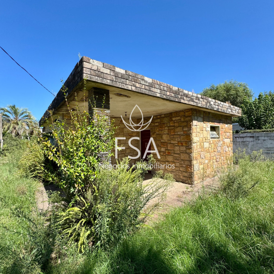 Casa ID.194 - Venta Casa 2 Dormitorios + Monoambiente con Baño para Reciclar Parrillero Las Toscas Sur Canelones G