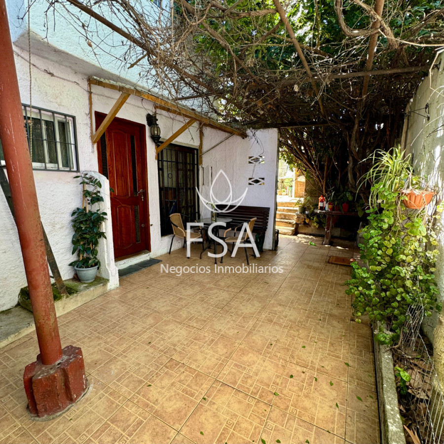 Casa ID.372 - Venta Casa 2 Dormitorios + Apartamento 2 dormitorios Patio Parrillero Capurro Montevideo G