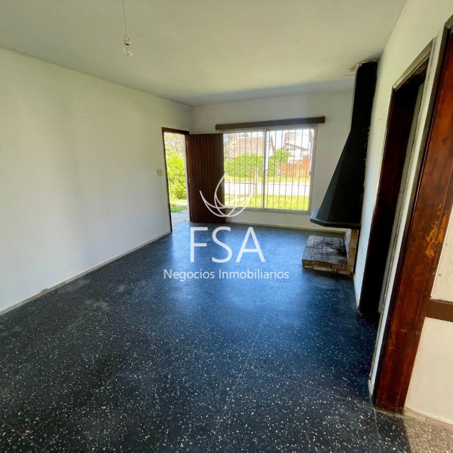 Casa ID.384 - Venta Casa 2 Dormitorios Parrillero Cochera Atlantida Canelones St