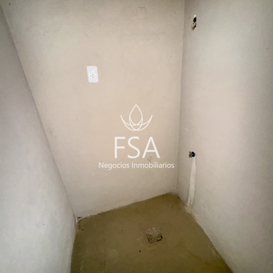 Casa ID.453 - Venta Casa Reciclada 3 Dormitorios 2 Baños Suite Vestidor Parrillero Las Toscas Sur Canelones G