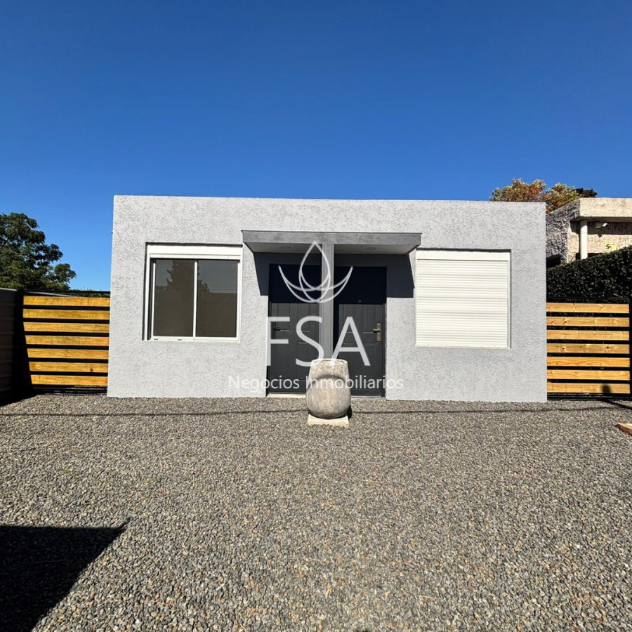 Casa ID.458 - Alquiler Casa PH 1 Dormitorio 1 Baño Patio Parrillero Médanos de Solymar Sur F 