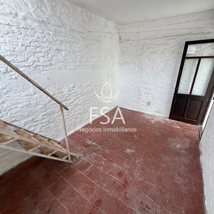 Casa ID.400 - Venta Casa en PH 3+1 Dormitorios Azotea Bella Vista Montevideo E