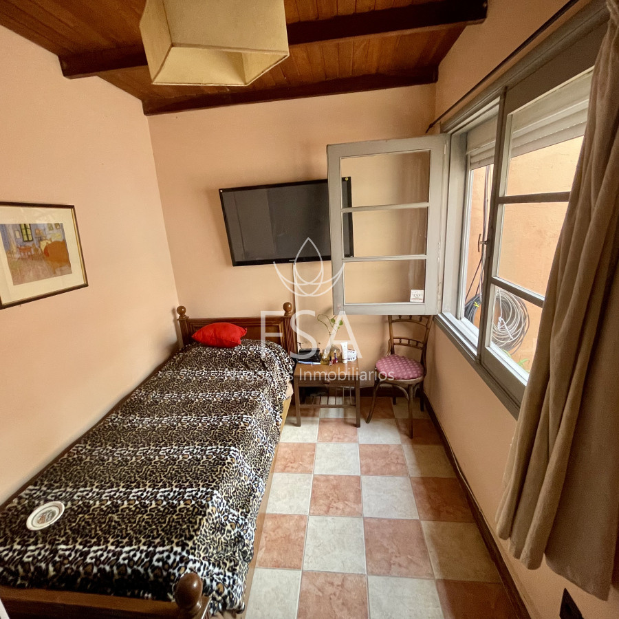 Casa ID.165 - Venta Casa 4 Dormitorios 3 Baños Piscina Parrillero Garaje Parque Batlle Montevideo St