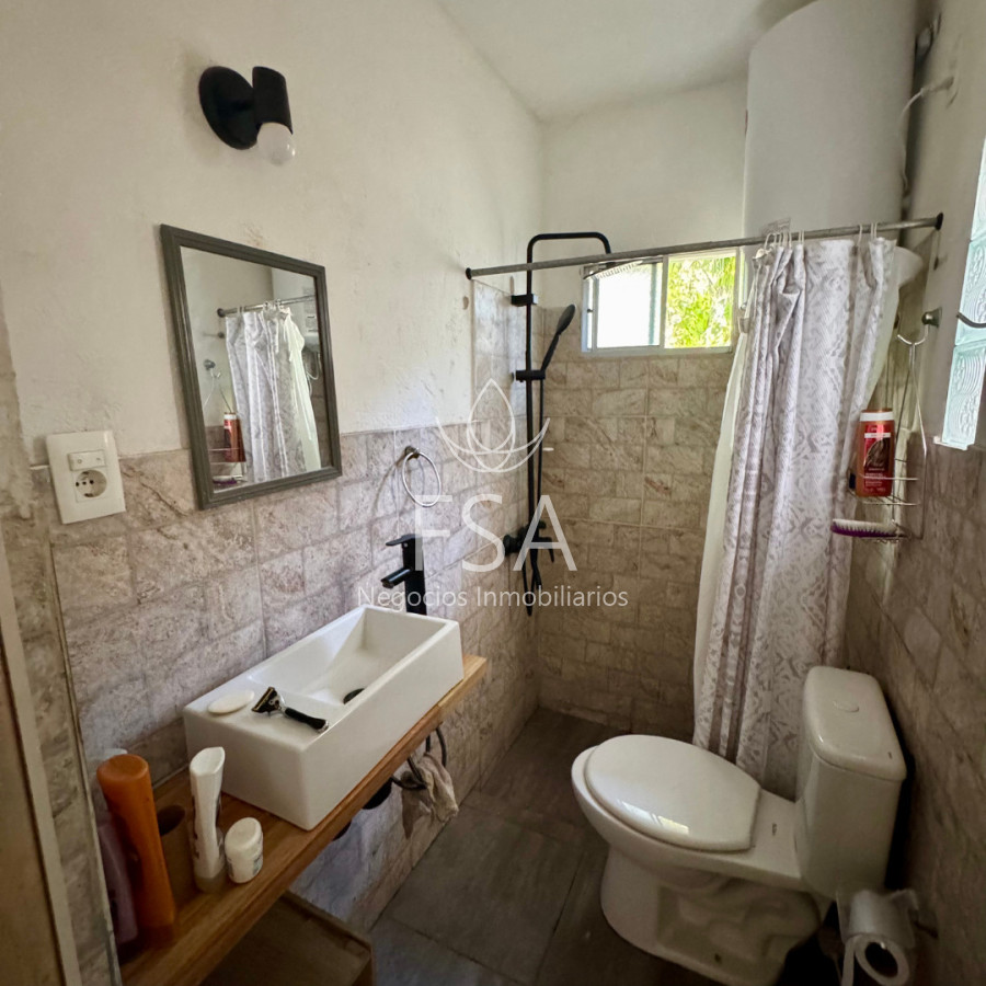 Casa ID.494 - Venta Casa 2 Dormitorios + Monoambiente Con Renta Villa Argentina Parrillero Padrón Unico G