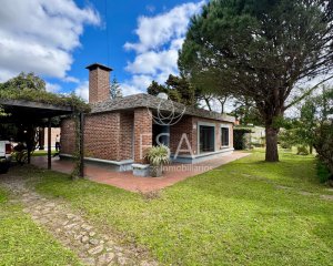 Venta Casa + Apto 3 Dormitorios Barbacoa Piscina Villa Argentina Canelones G
