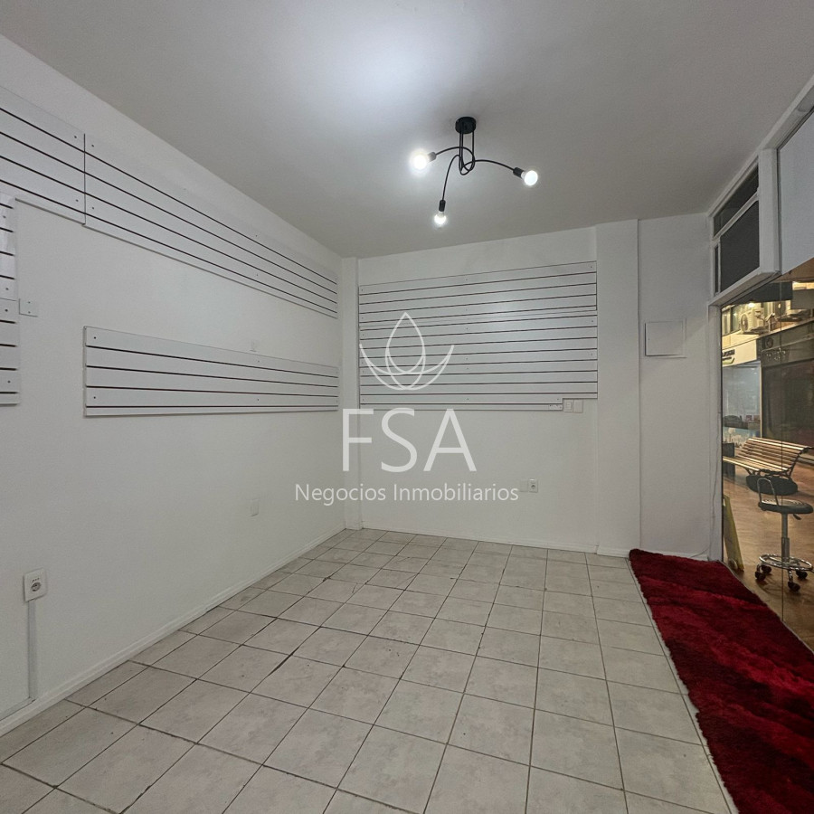 Local Comercial ID.297 - Alquiler Local Comercial Galería Centro Montevideo Ev