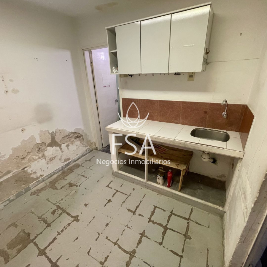 Local Comercial ID.456 - Alquiler Local Comercial Gran Metraje La Comercial Montevideo St