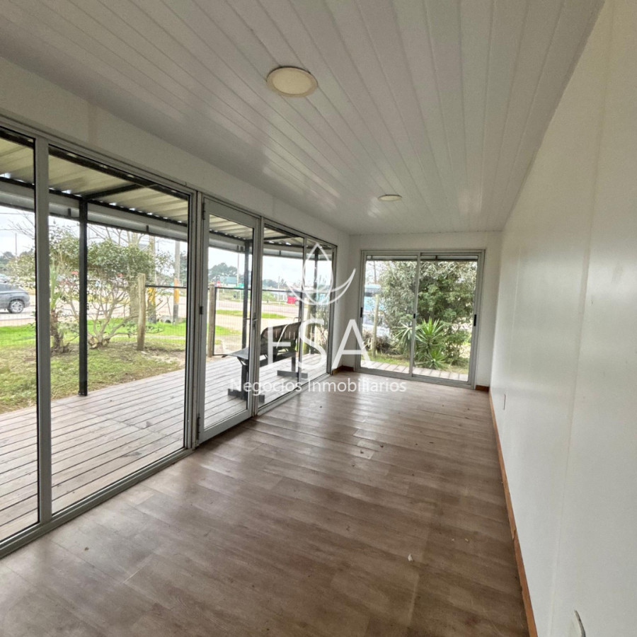 Local Comercial ID.512 - Alquiler Local Comercial Esquina Lomas de Solymar F