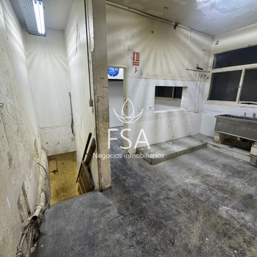 Local Comercial ID.435 - Alquiler Local Comercial Supermercado Bella Vista Montevideo E