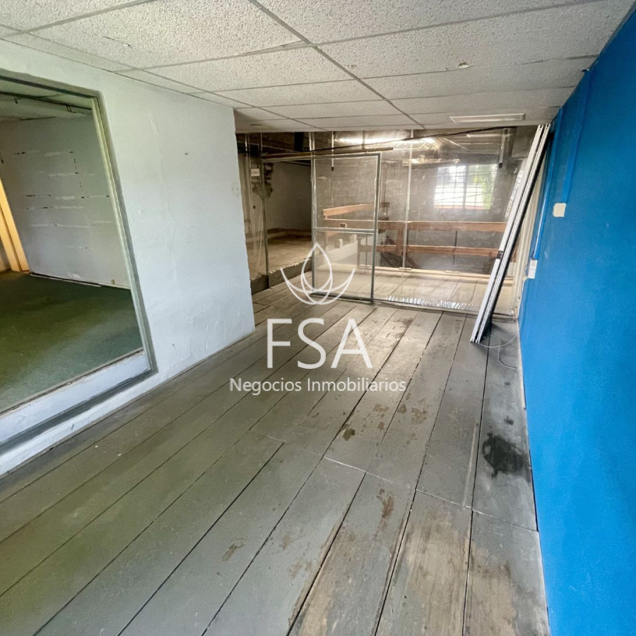 Local Comercial ID.456 - Alquiler Local Comercial Gran Metraje La Comercial Montevideo St