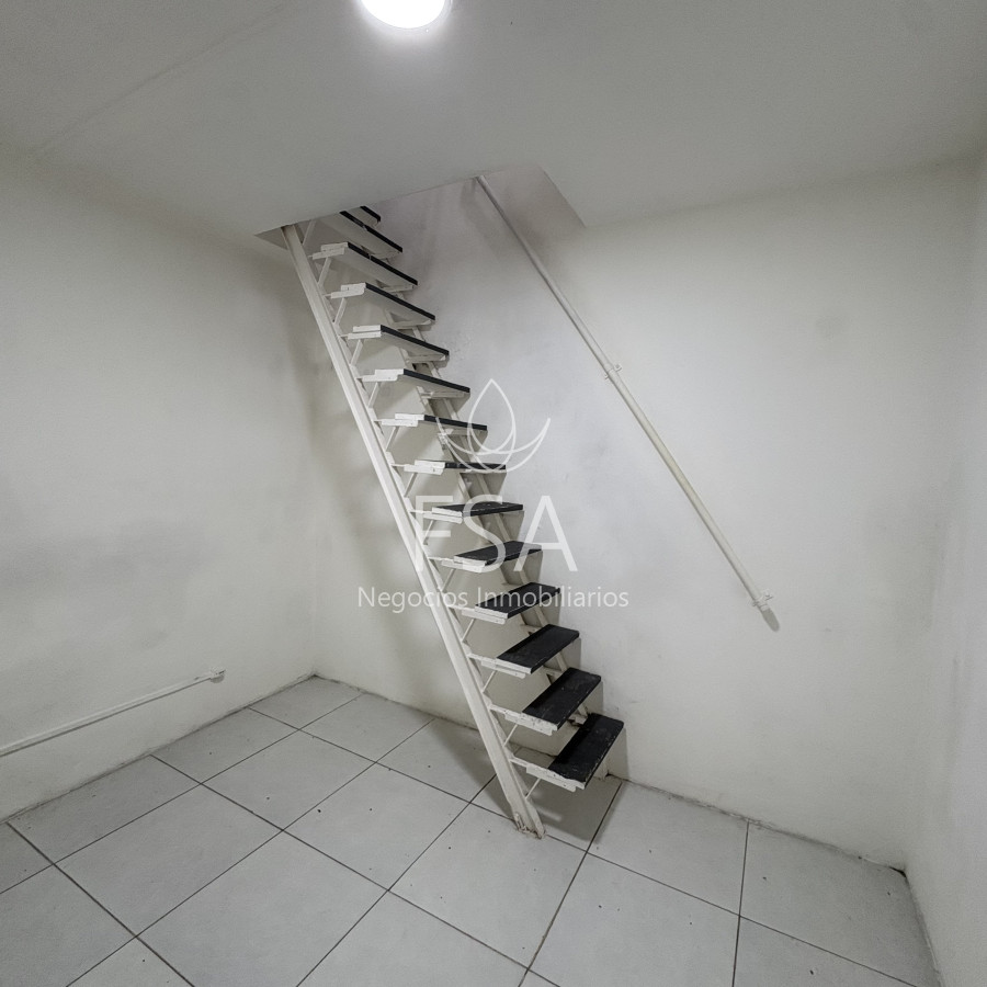 Local Comercial ID.375 - Alquiler Local Comercial Galería Centro Montevideo Ev