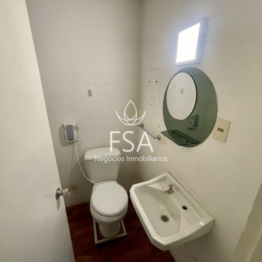 Local Comercial ID.456 - Alquiler Local Comercial Gran Metraje La Comercial Montevideo St