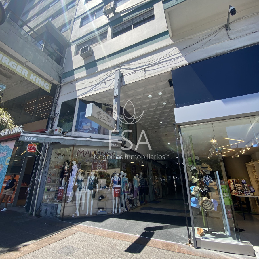 Local Comercial ID.129 - Alquiler Local Comercial Centro Montevideo Ev