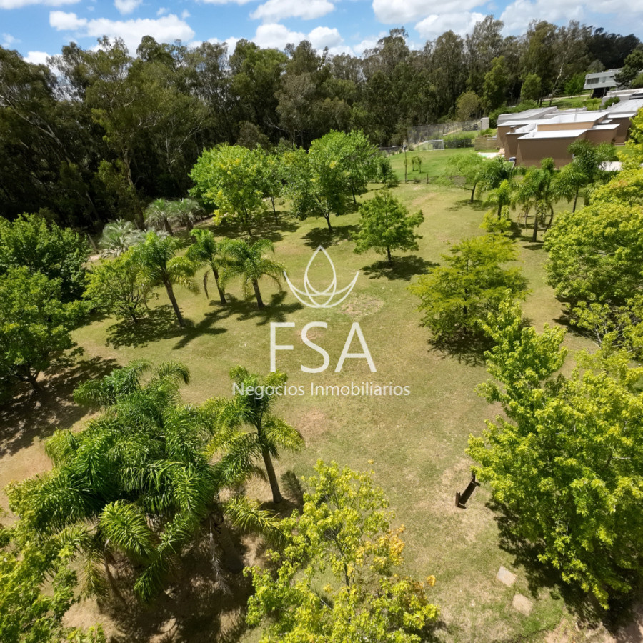 Terreno ID.187 - Venta Terreno Arbolado Barrio Privado Amenities 2000 M2 Cumbres de Carrasco Canelones G