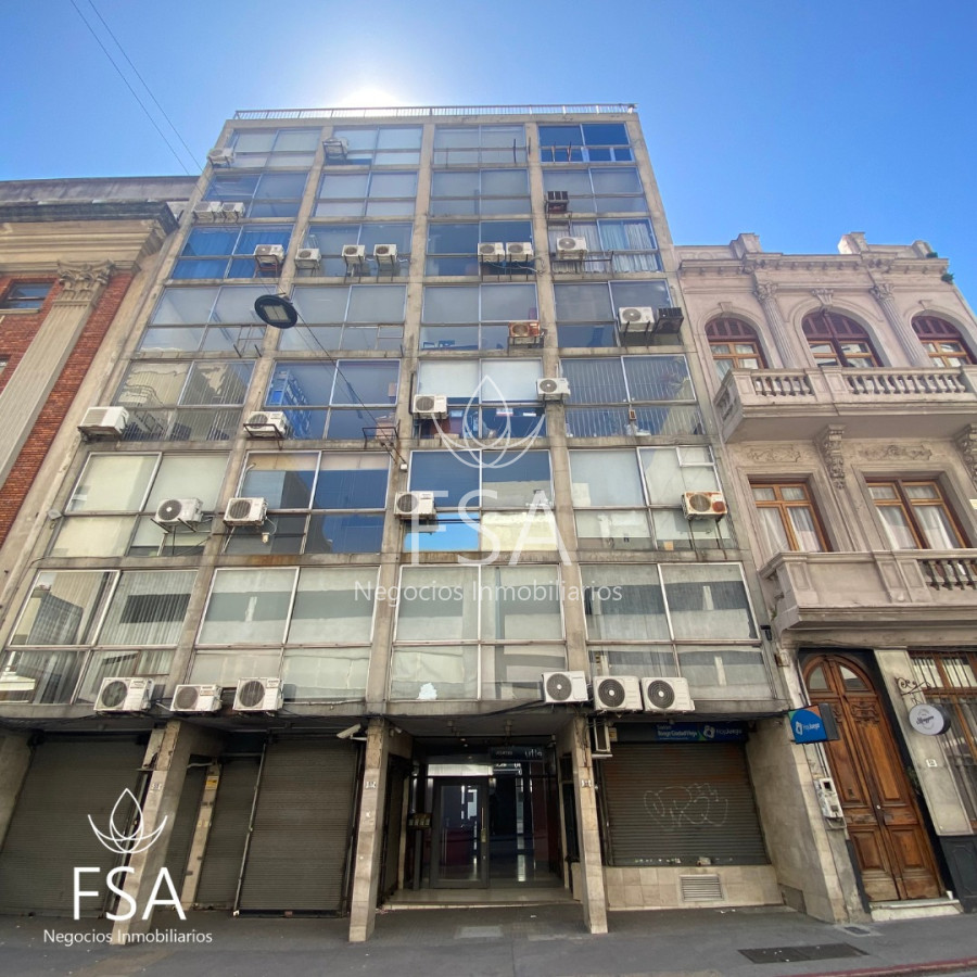 Oficina ID.61 - Venta Oficina Ciudad Vieja Montevideo Ev