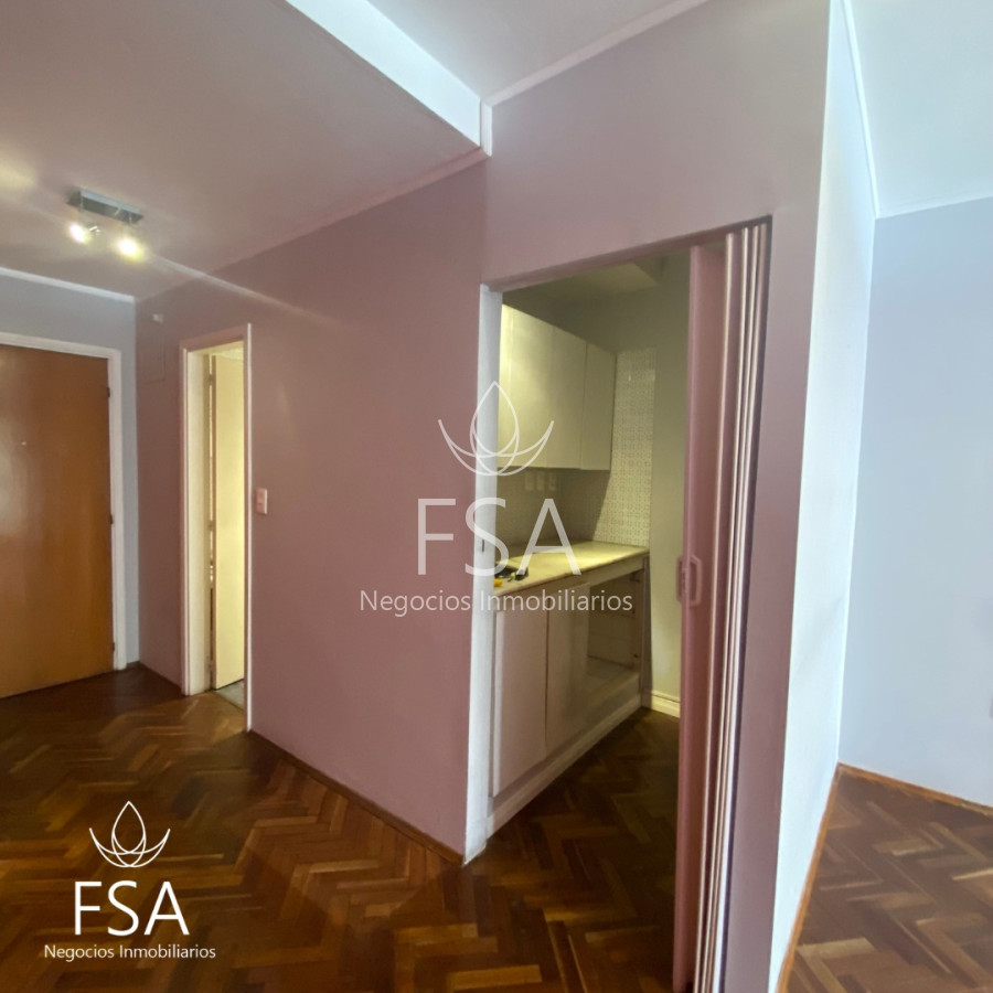 Oficina ID.61 - Venta Oficina Ciudad Vieja Montevideo Ev
