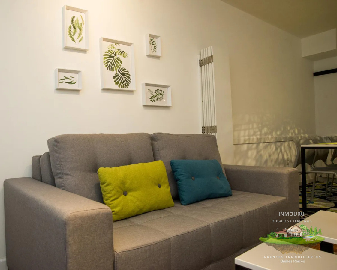 Apartamento ID.1568 - Se alquila amoblado 2 dormitorios con patio, Pocitos