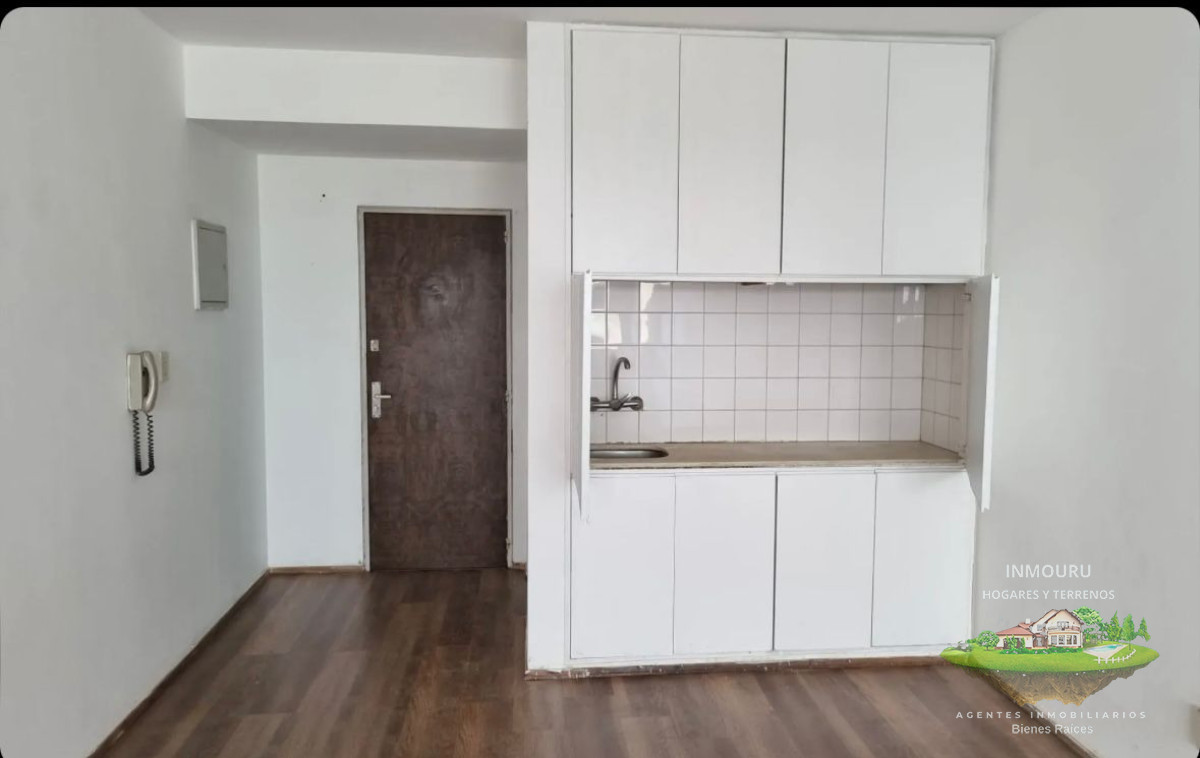 Apartamento ID.2642 - Se alquila monoambiente en zona Cordón