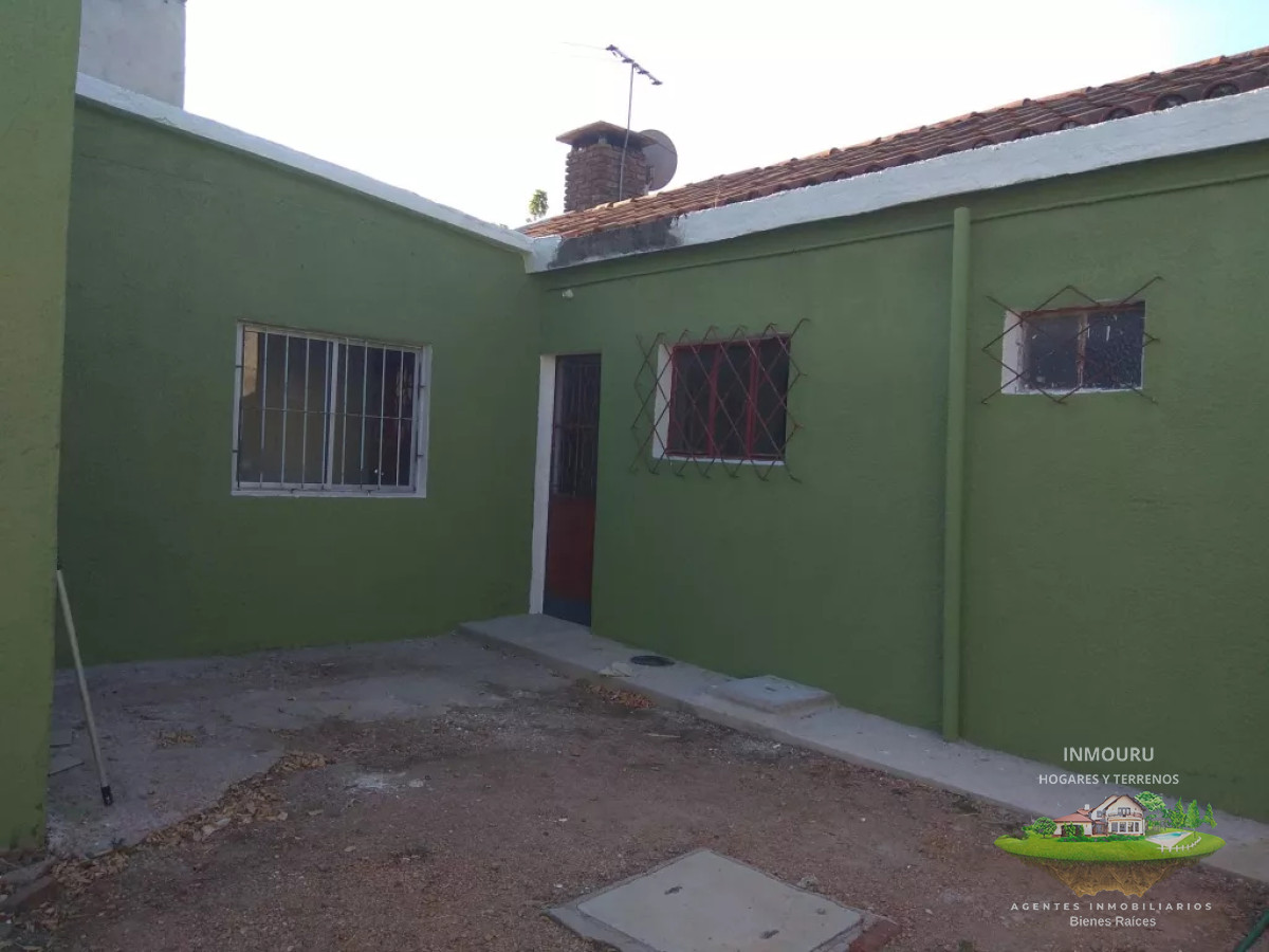 Apartamento ID.444 - Alquiler de casa de 2 dormitorios en las Piedras entrada para camiones 