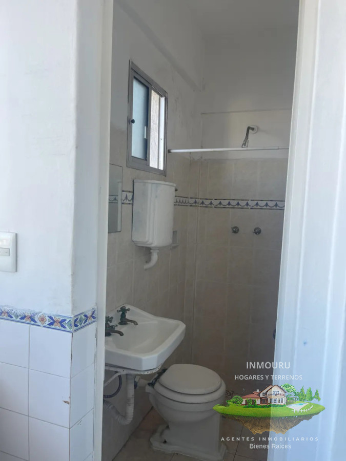 Apartamento ID.2667 - Alquiler de Hermoso Apto en Cordón 4 Dormitorios 