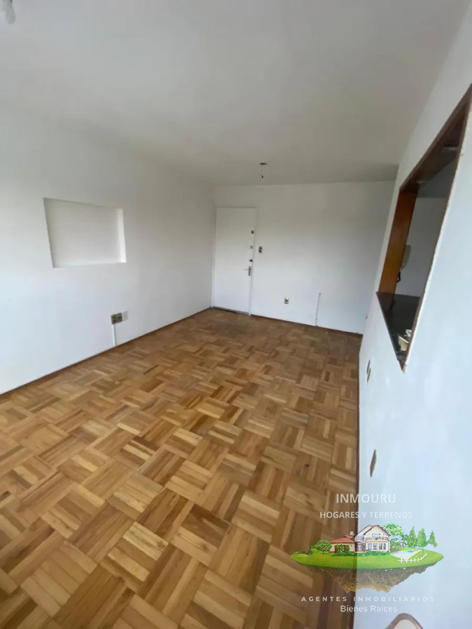 Apartamento ID.2753 - Alquiler de Apto de 2 Dormitorios en Buceo